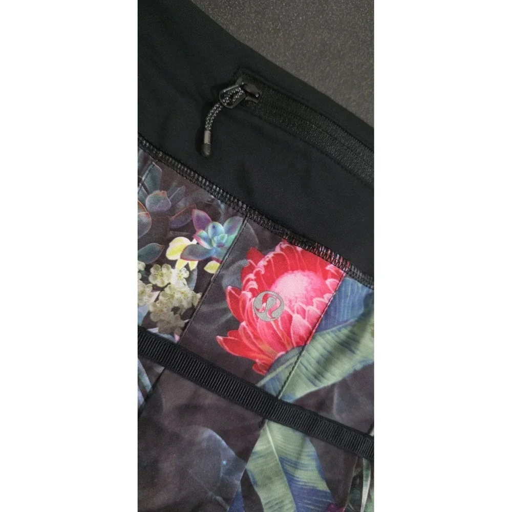 Lululemon Run Pace‎ Setter Tennis Skirt Skort Women 6 Black Multi Floral EUC
